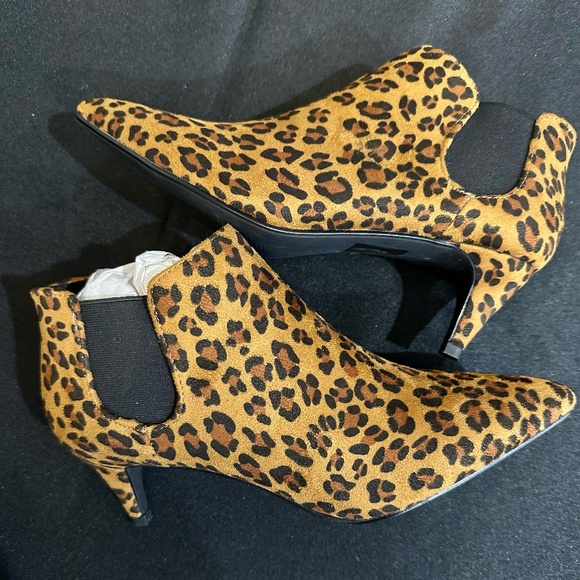 GC Shoes Susie Ankle Boots / Booties Size 7.5 Leopard Print Heels *New in Box* - Picture 1 of 4